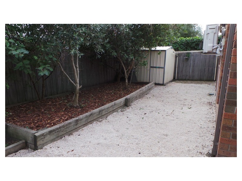 49 Melzak Way, Berwick VIC 3806