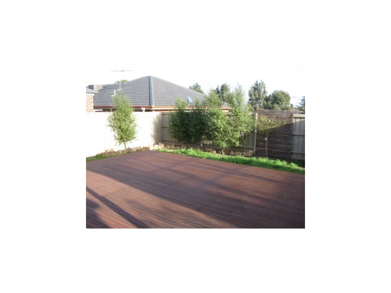 4 Myoora Plc, Berwick VIC 3806