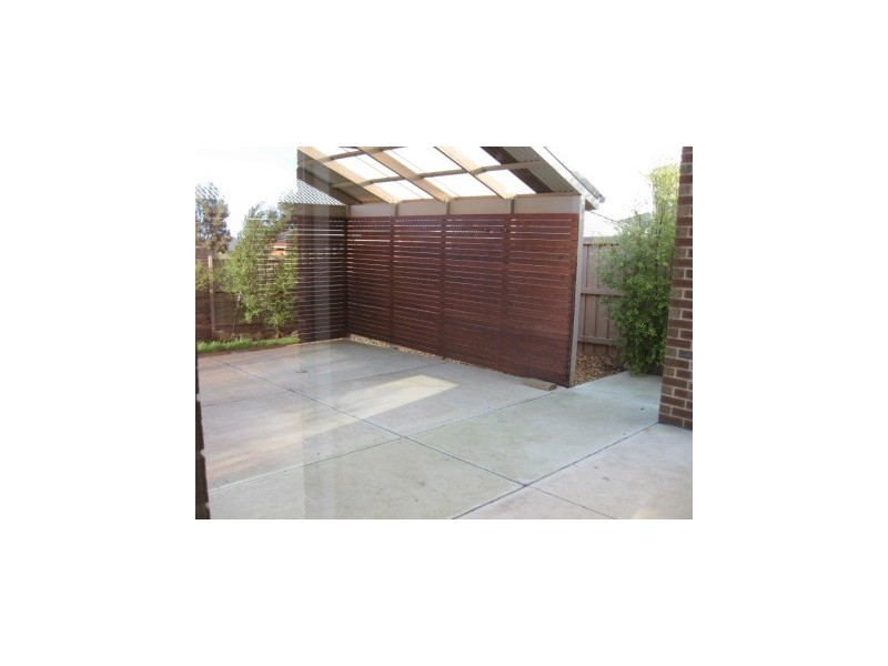 4 Myoora Plc, Berwick VIC 3806