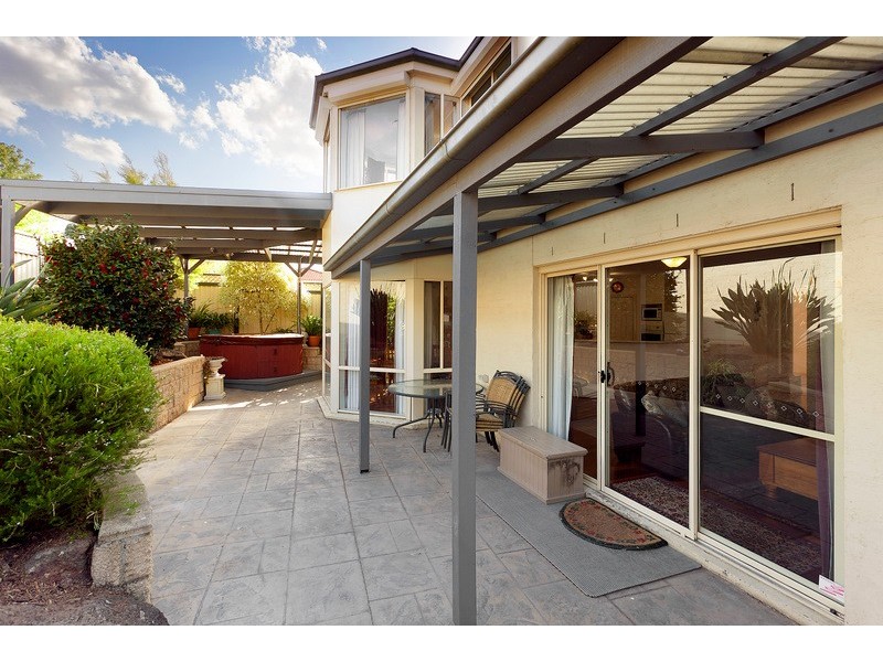 1 Brent Close, Berwick VIC 3806