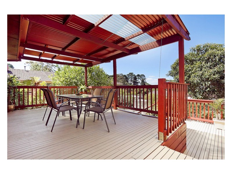 5 Queens Court, Berwick VIC 3806