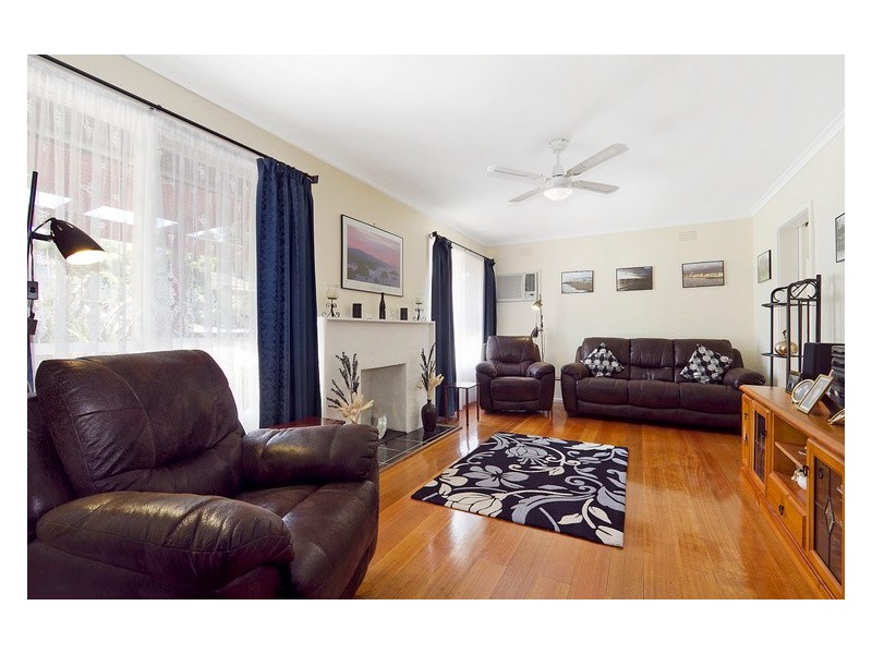 5 Queens Court, Berwick VIC 3806