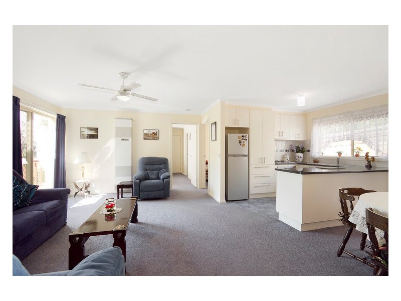 5 Queens Court, Berwick VIC 3806