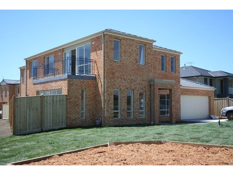 26 Ellen Road, Berwick VIC 3806