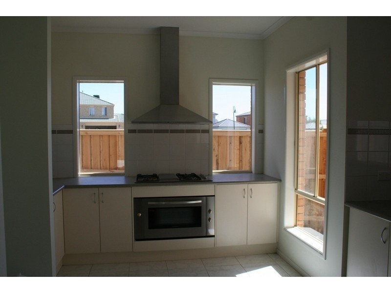 26 Ellen Road, Berwick VIC 3806