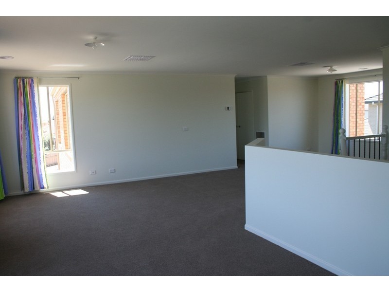 26 Ellen Road, Berwick VIC 3806