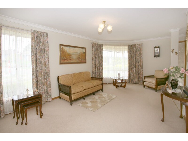 1/125 Mansfield Street, Berwick VIC 3806