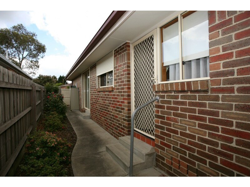 1/125 Mansfield Street, Berwick VIC 3806