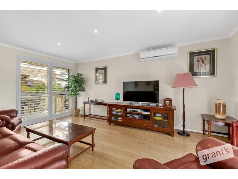 72 Lodge Crescent, Berwick VIC 3806