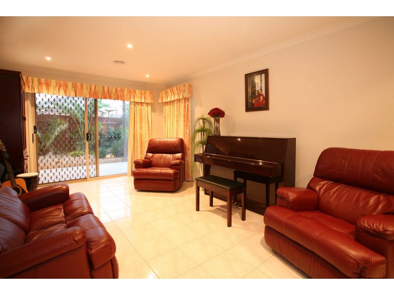 14 Sundial Court, Berwick VIC 3806