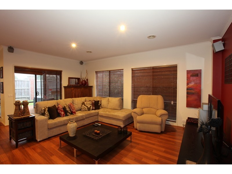 15 Clocktower Court, Berwick VIC 3806