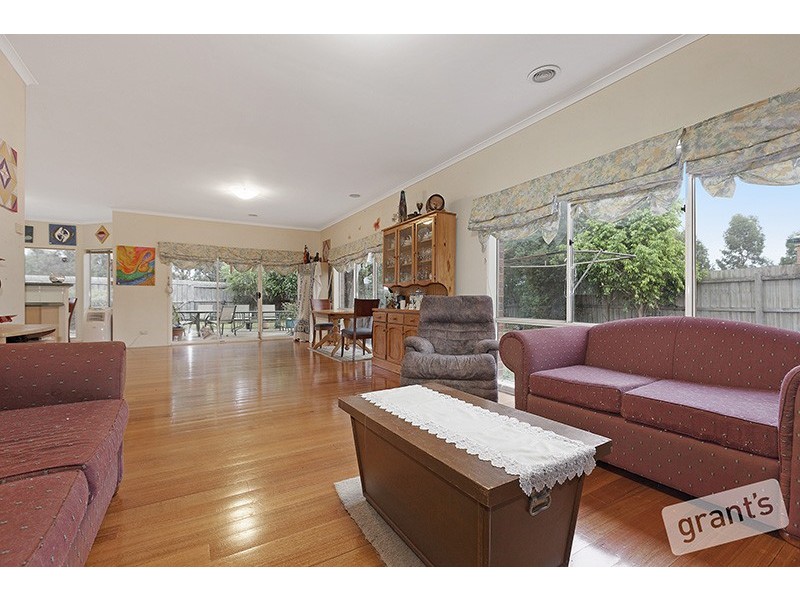 46 Augustus Drive, Berwick VIC 3806