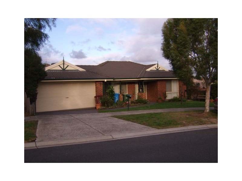 7 Allardice Parade, Berwick VIC 3806