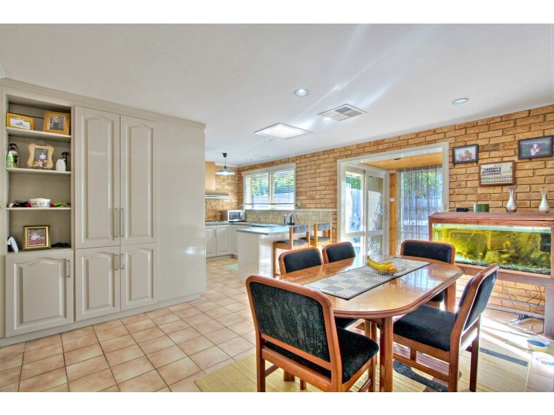 22 Cheviot Avenue, Berwick VIC 3806