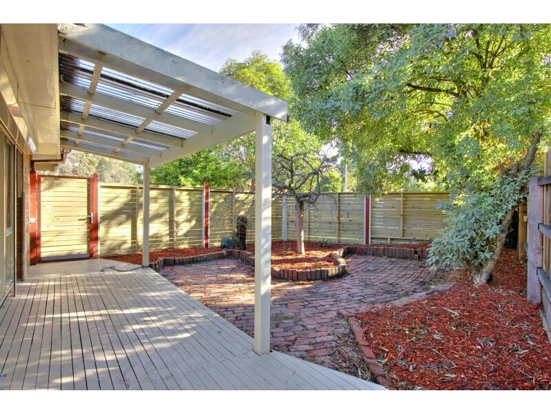 22 Cheviot Avenue, Berwick VIC 3806