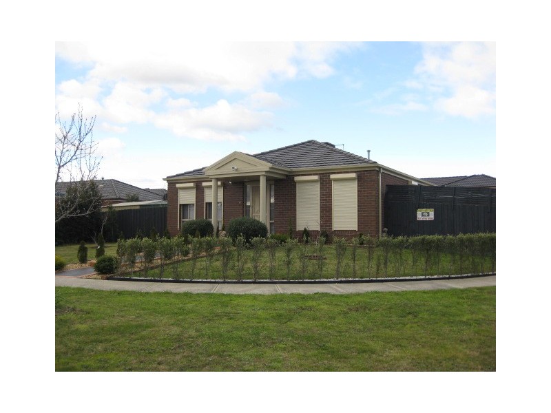 4-6 Domain Drive, Berwick VIC 3806