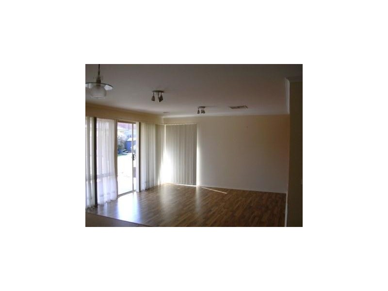 4-6 Domain Drive, Berwick VIC 3806