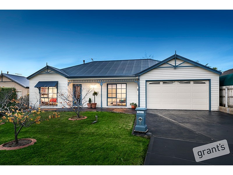 6 Newhaven Drive, Berwick VIC 3806