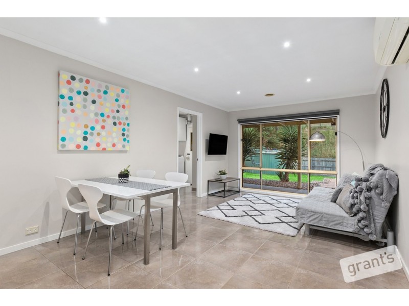 11 Allira Close, Berwick VIC 3806