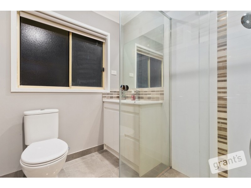 11 Allira Close, Berwick VIC 3806