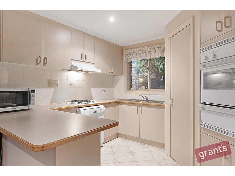 1 Dunnell Rise, Berwick VIC 3806