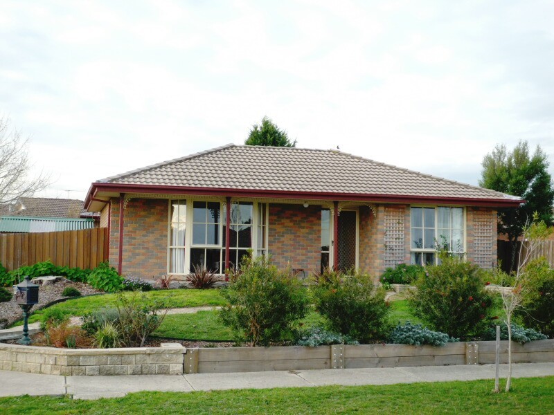 4 Florence Avenue, Berwick VIC 3806