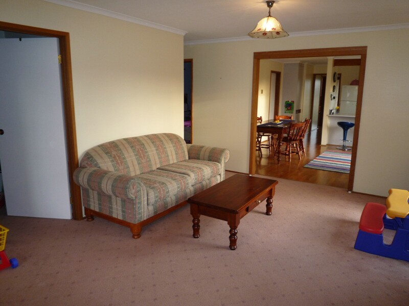 4 Florence Avenue, Berwick VIC 3806