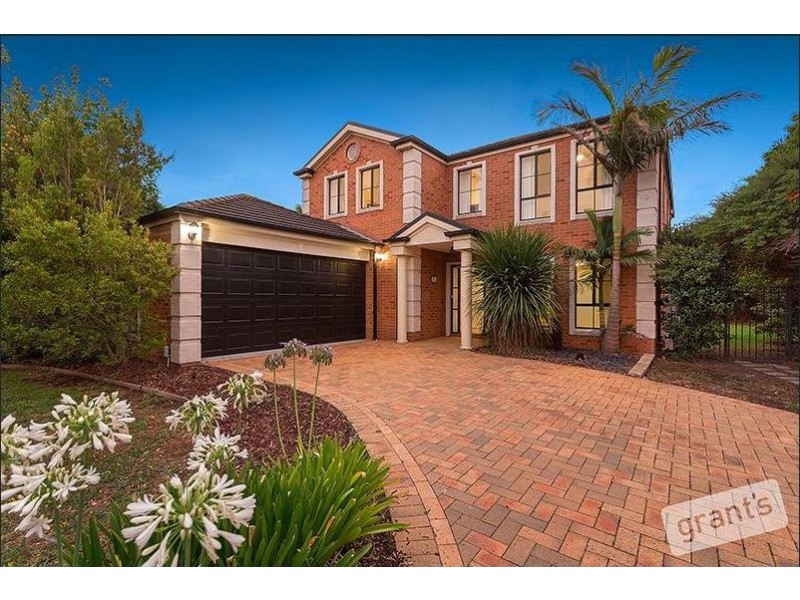 5 Kippenross Drive, Narre Warren South VIC 3805