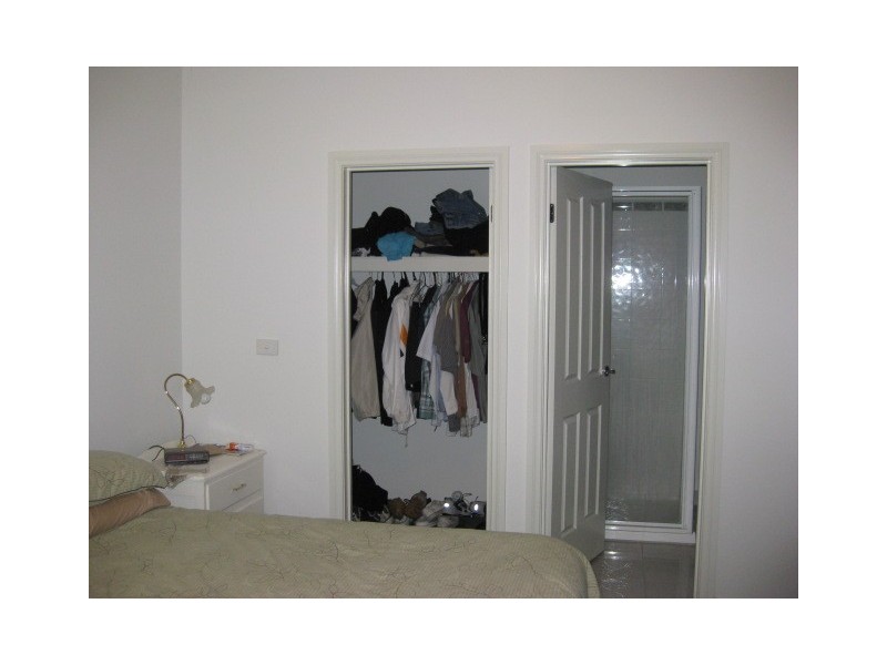 2/30 Woods Street, Beaconsfield VIC 3807