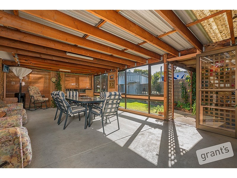 35 Adam Avenue, Hallam VIC 3803