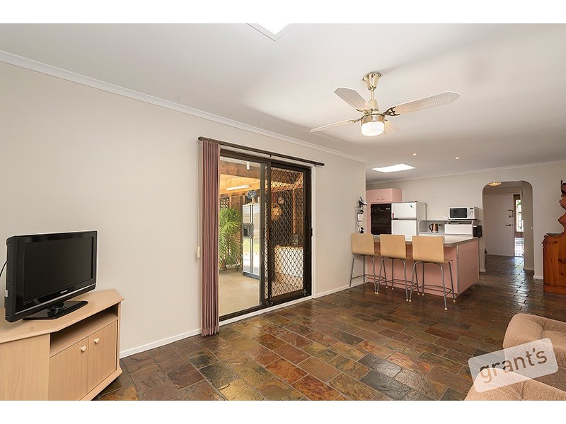 35 Adam Avenue, Hallam VIC 3803