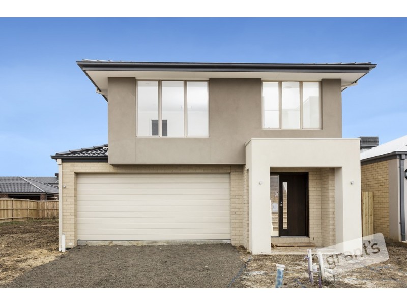 4 Hallyburton Drive, Clyde North VIC 3978