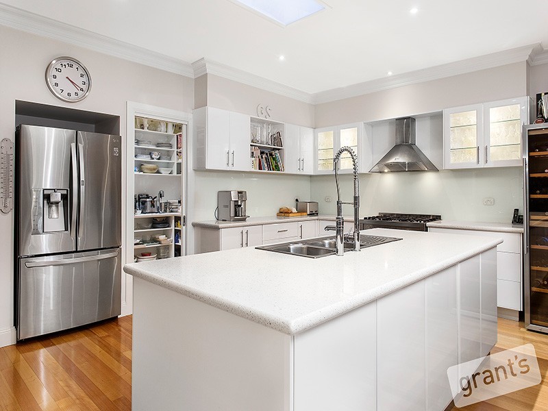 4 Richards Road, Montrose VIC 3765