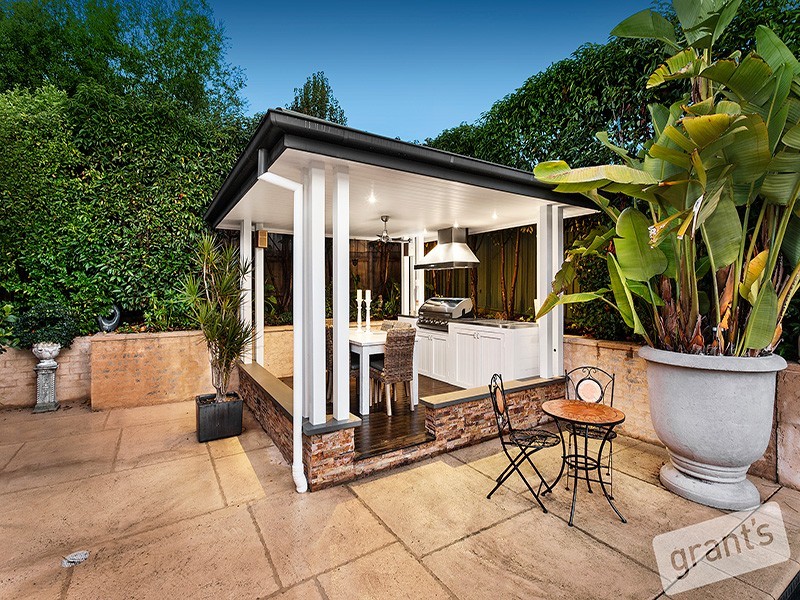 4 Richards Road, Montrose VIC 3765