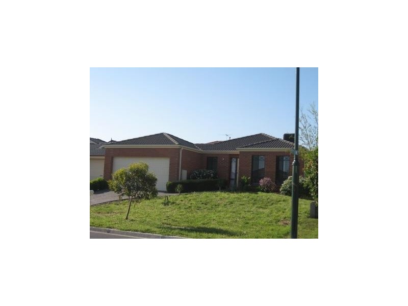 64 Hancock Drive, Berwick VIC 3806