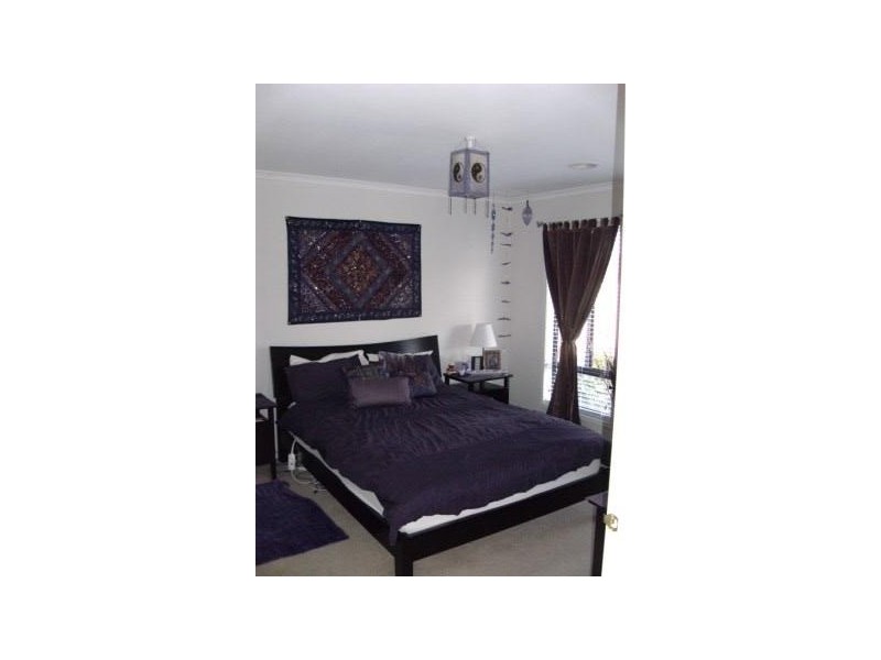 64 Hancock Drive, Berwick VIC 3806