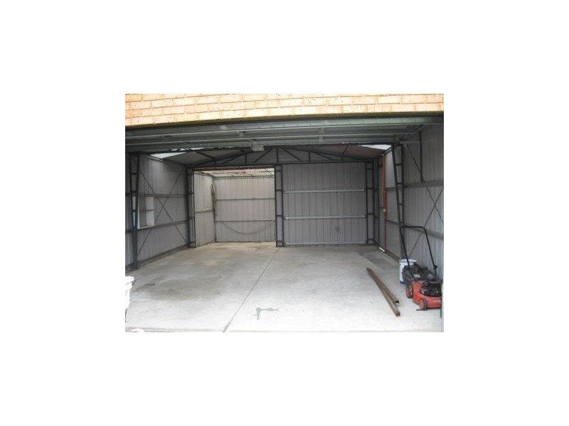 13 Hardy Court, Berwick VIC 3806