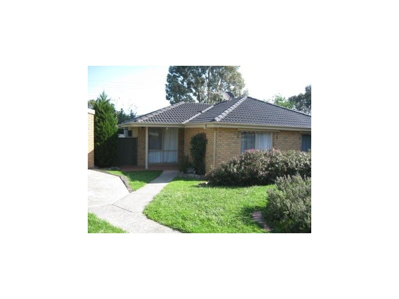 13 Hardy Court, Berwick VIC 3806