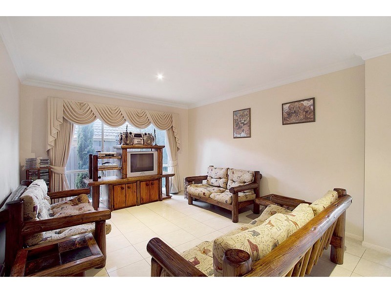 17 Avendon Court, Narre Warren South VIC 3805