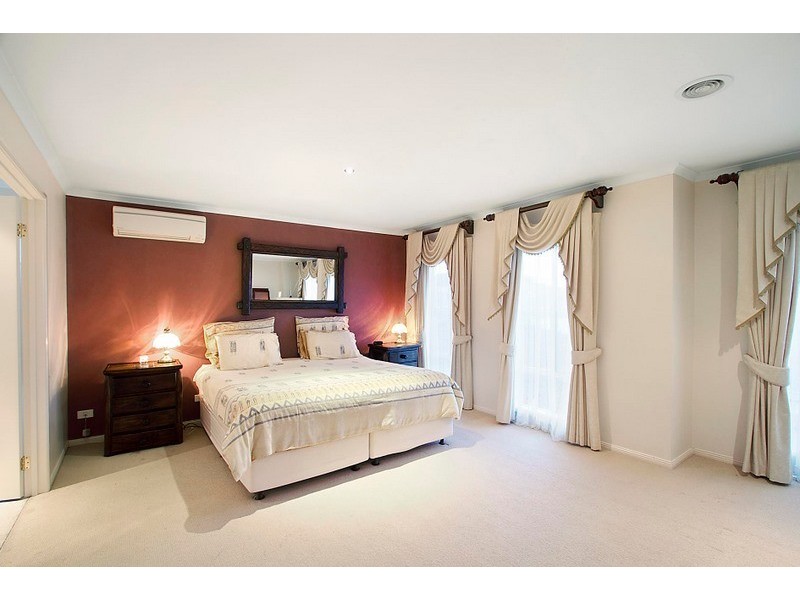 17 Avendon Court, Narre Warren South VIC 3805