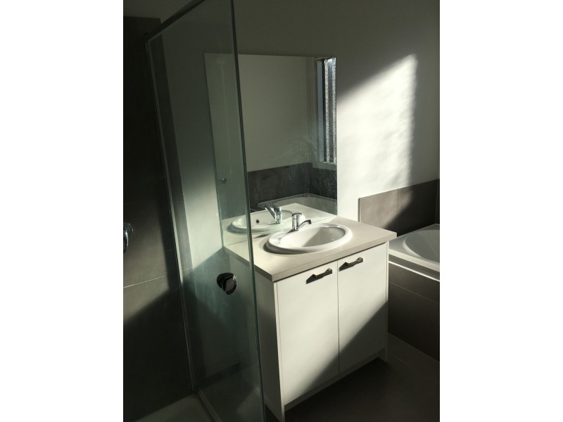 10 Weebill Way, Pakenham VIC 3810