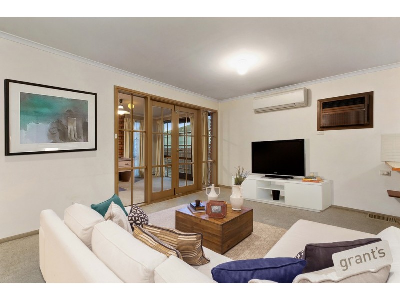 5 County Drive, Berwick VIC 3806