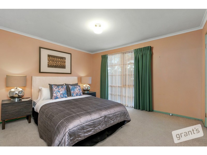 5 County Drive, Berwick VIC 3806