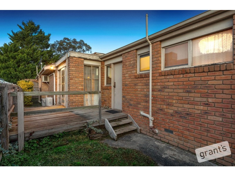 5 County Drive, Berwick VIC 3806