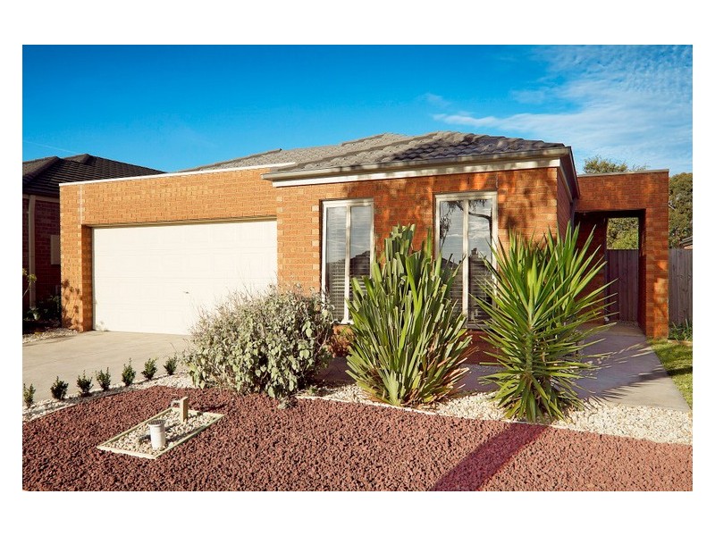 37 Stefan Drive, Berwick VIC 3806