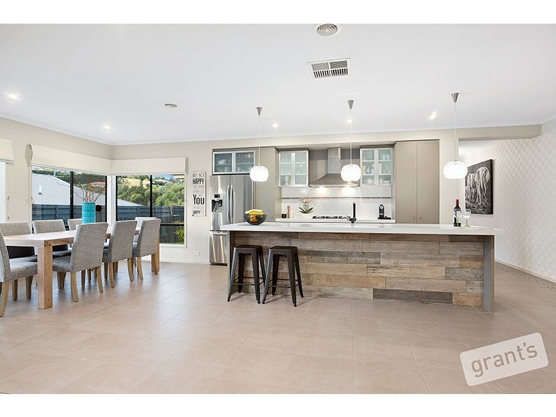 47 Whistler Drive, Berwick VIC 3806