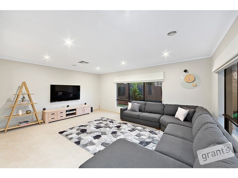 47 Whistler Drive, Berwick VIC 3806