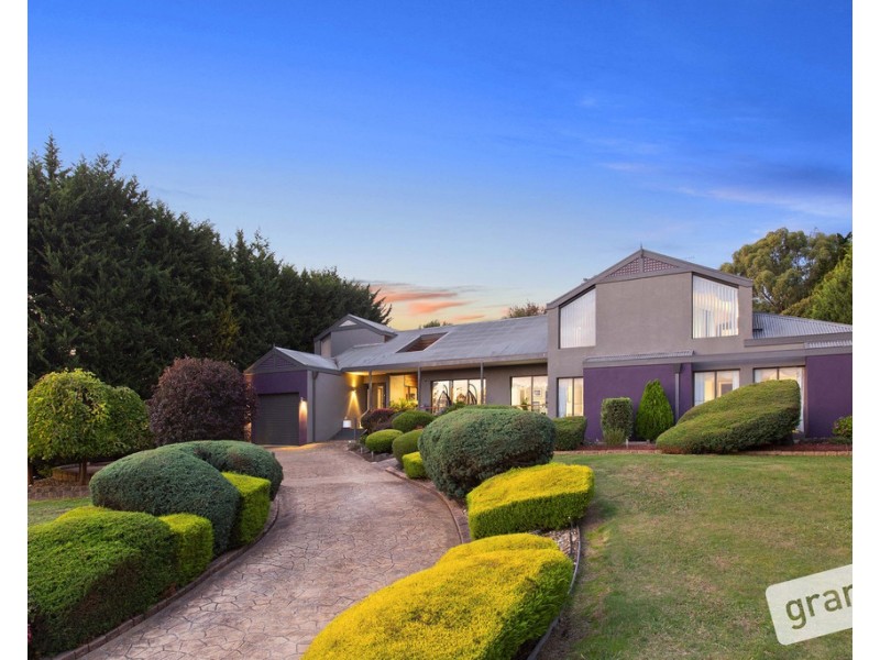 3-4 Tamara Close, Berwick VIC 3806