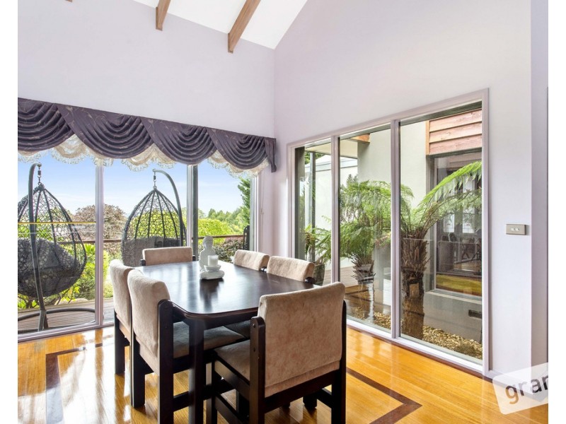 3-4 Tamara Close, Berwick VIC 3806