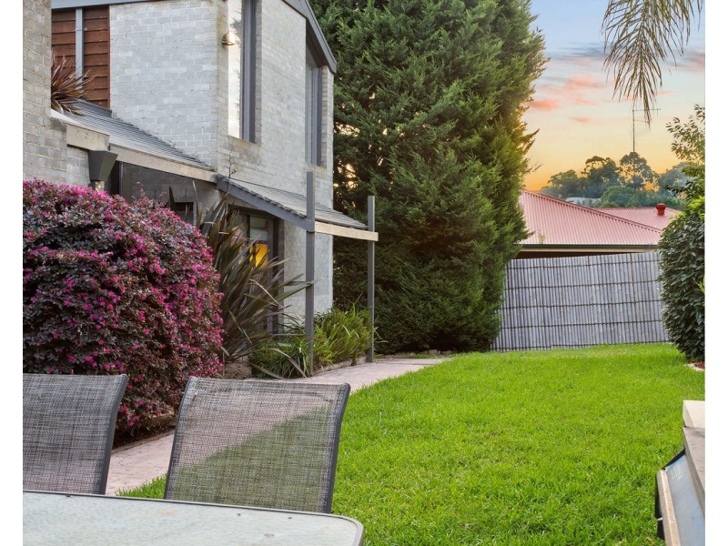 3-4 Tamara Close, Berwick VIC 3806